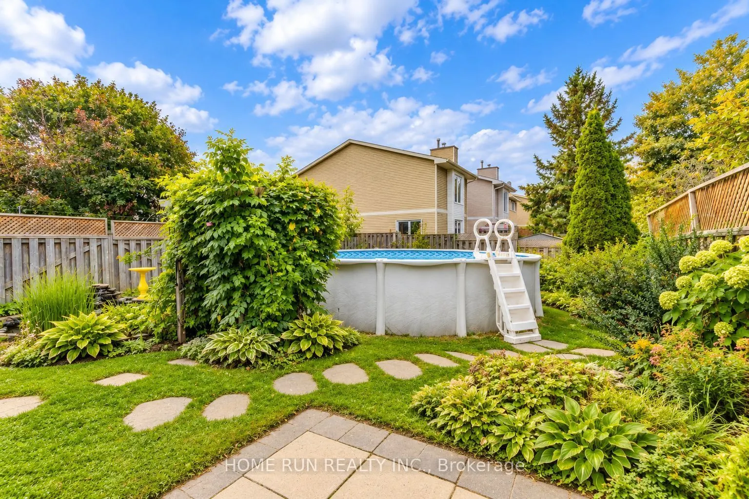57 Fair Oaks Crescent
