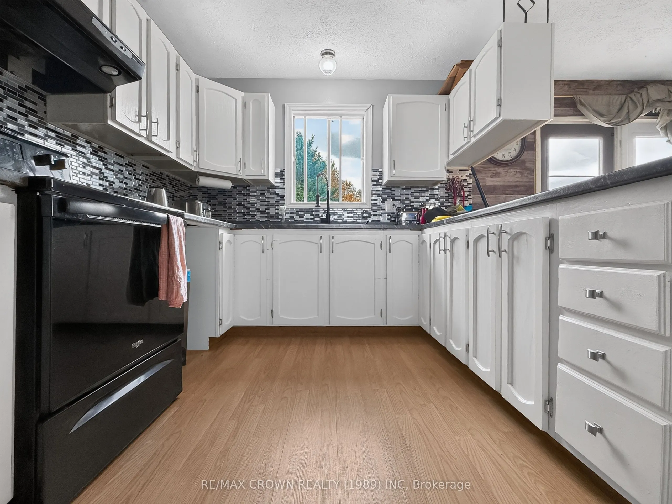 24 Cedar Avenue