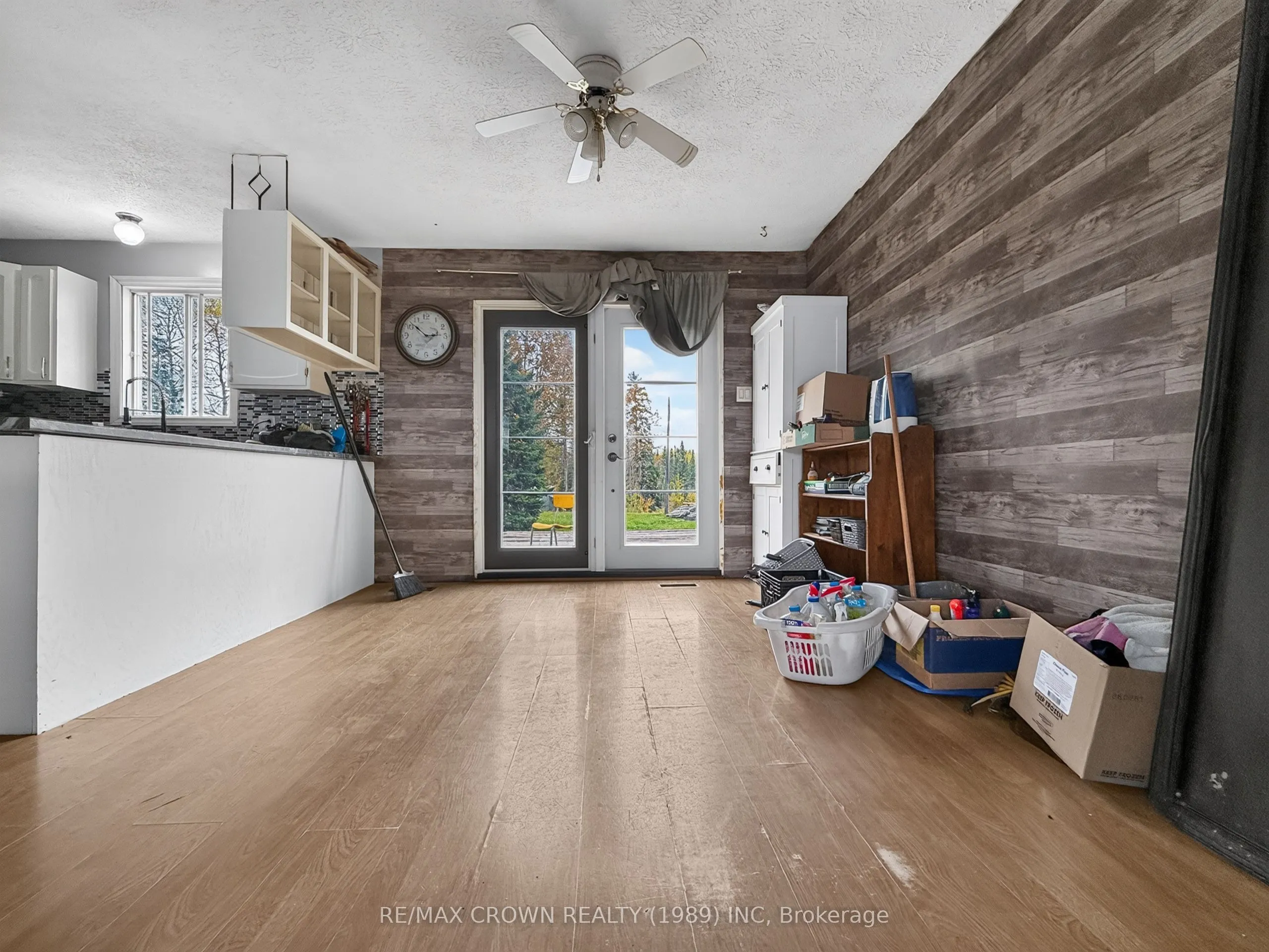 24 Cedar Avenue