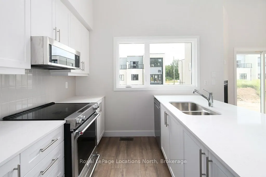 127 Yvonne Crescent