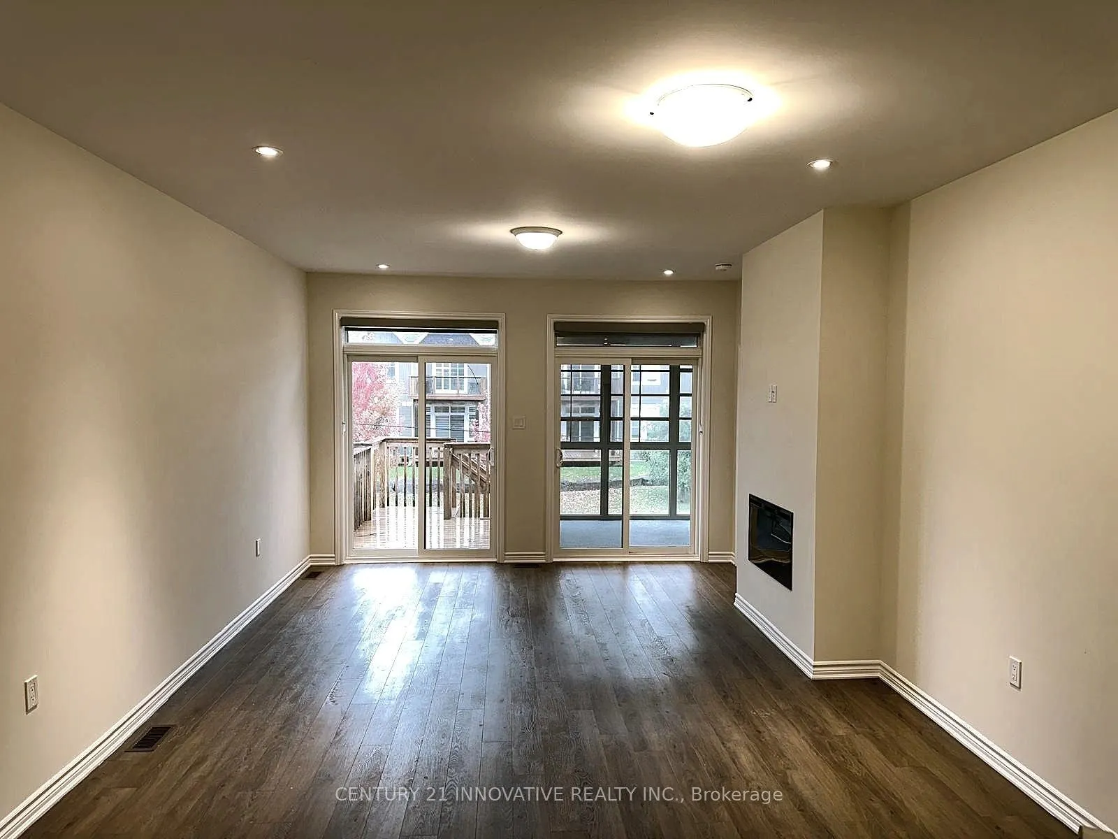 17 Lakewood Crescent S #35