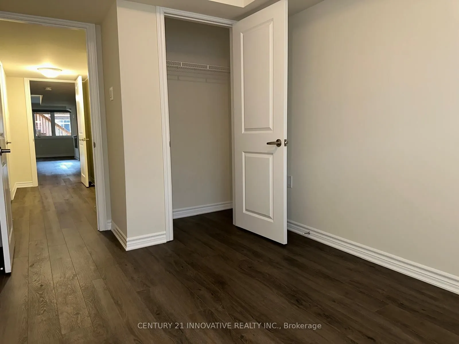 17 Lakewood Crescent S #35