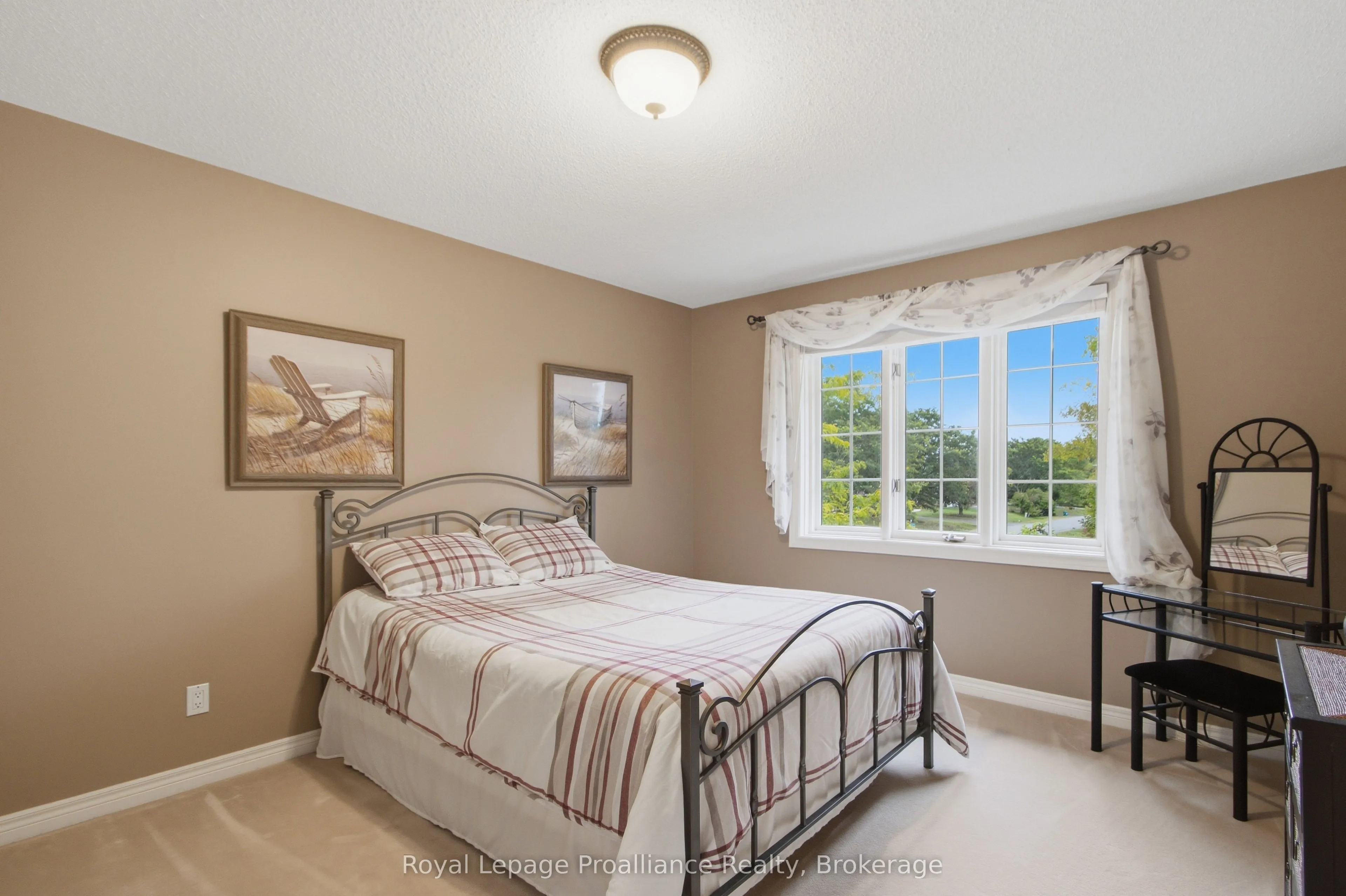 27 Hastings Park Drive