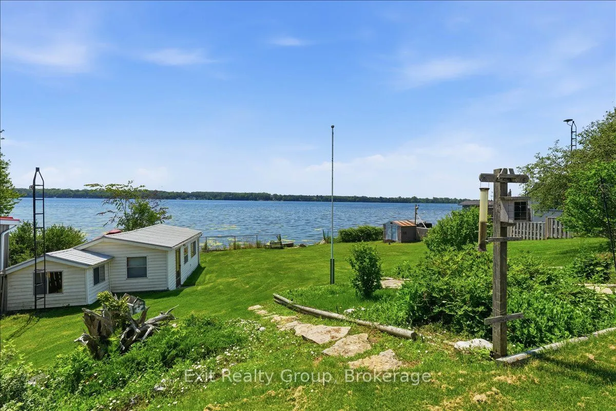 1083 Lakeside Drive