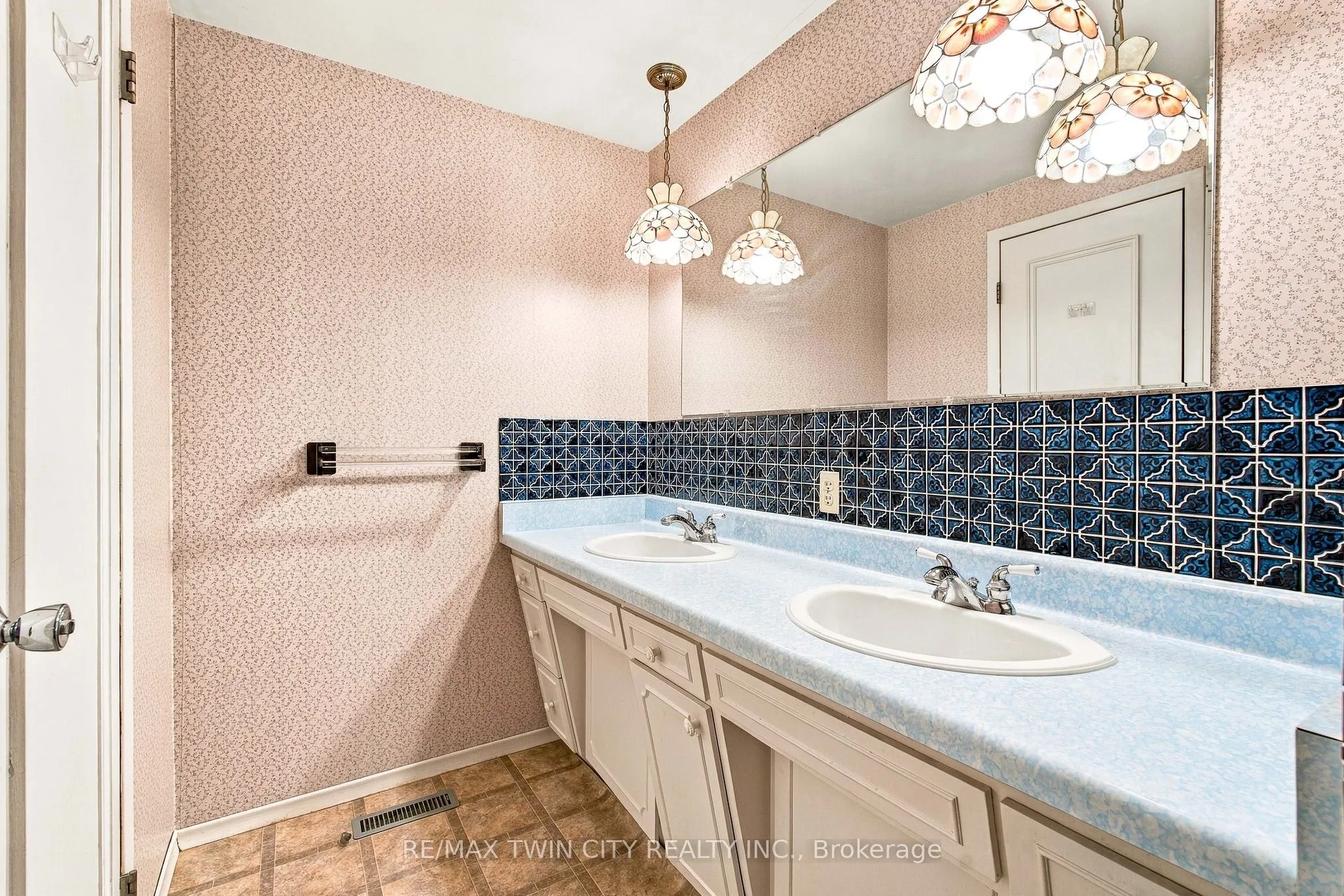 287 Blue Heron Ridge
