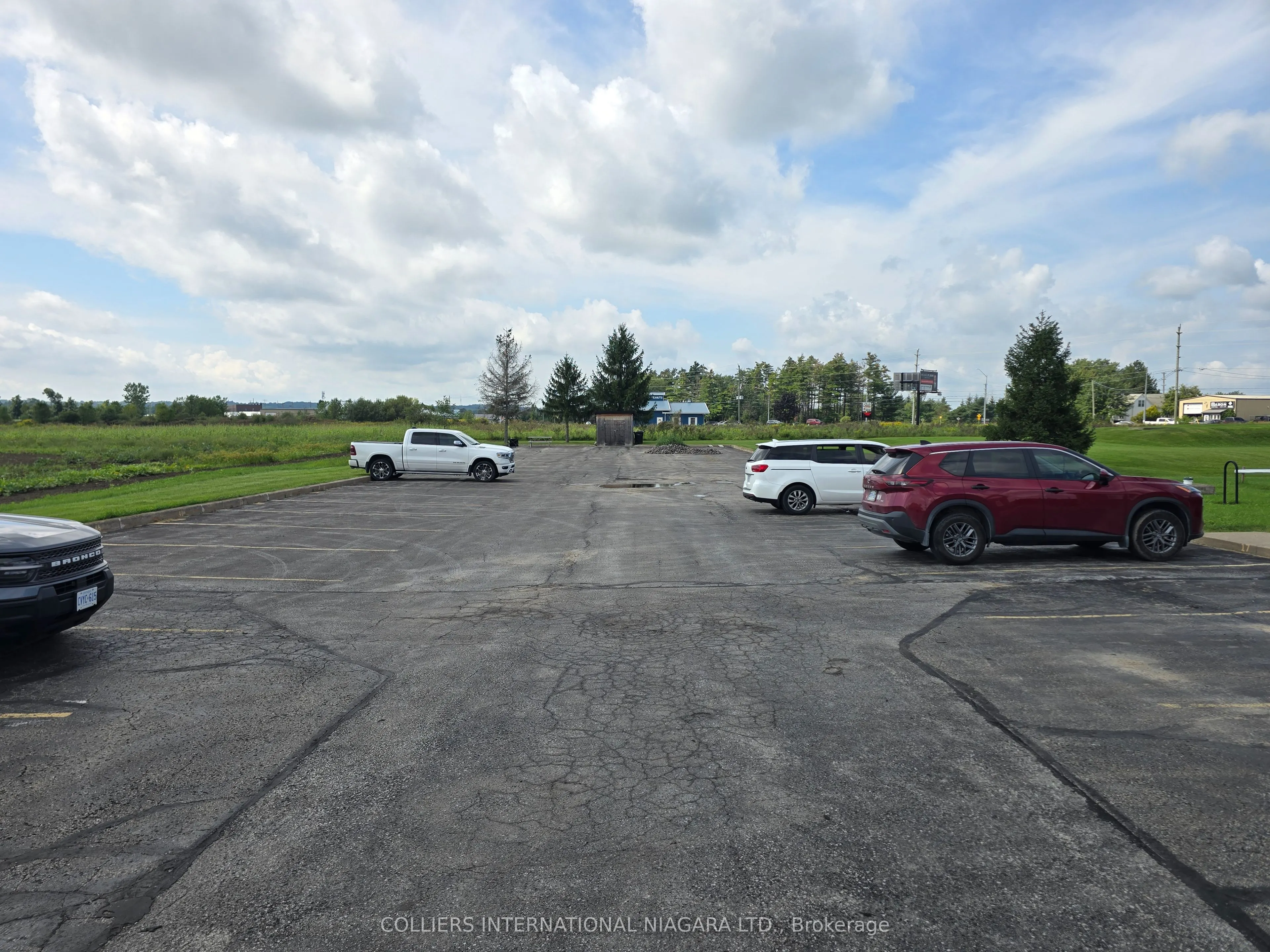 1789 Merrittville Highway #unit #9