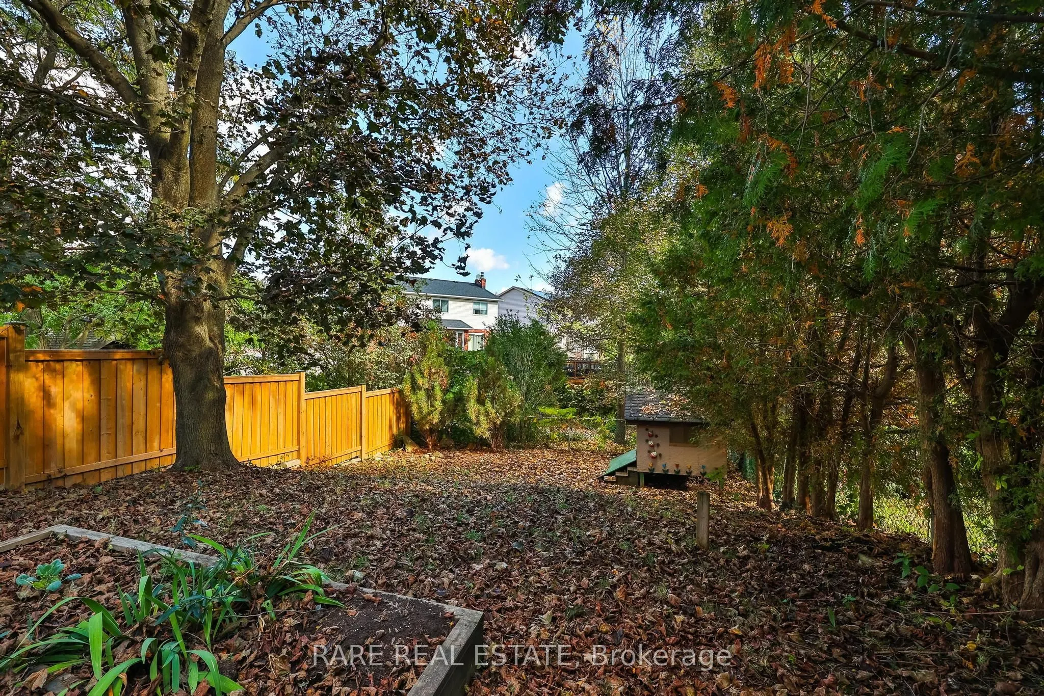 17 Glaceport Avenue