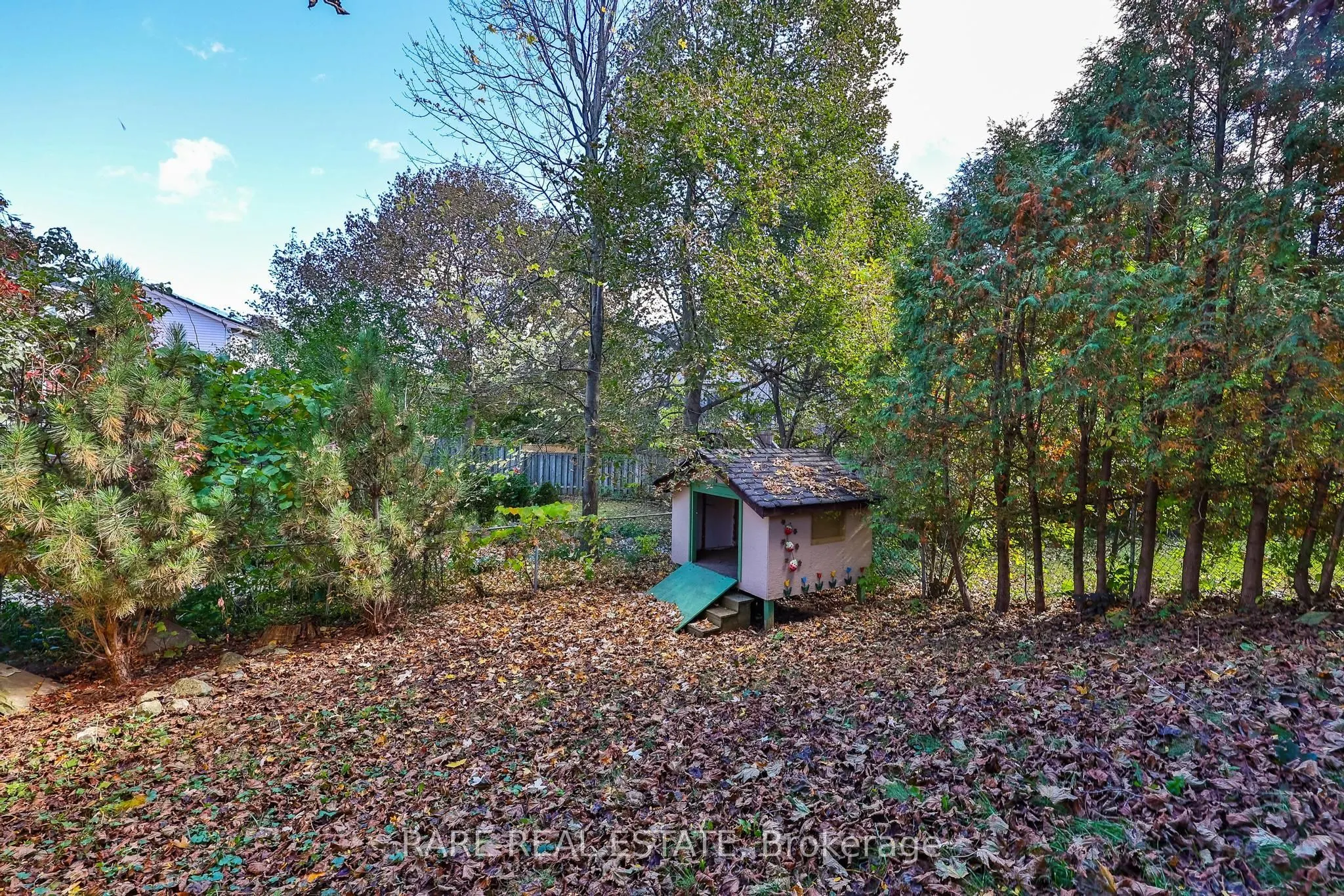 17 Glaceport Avenue