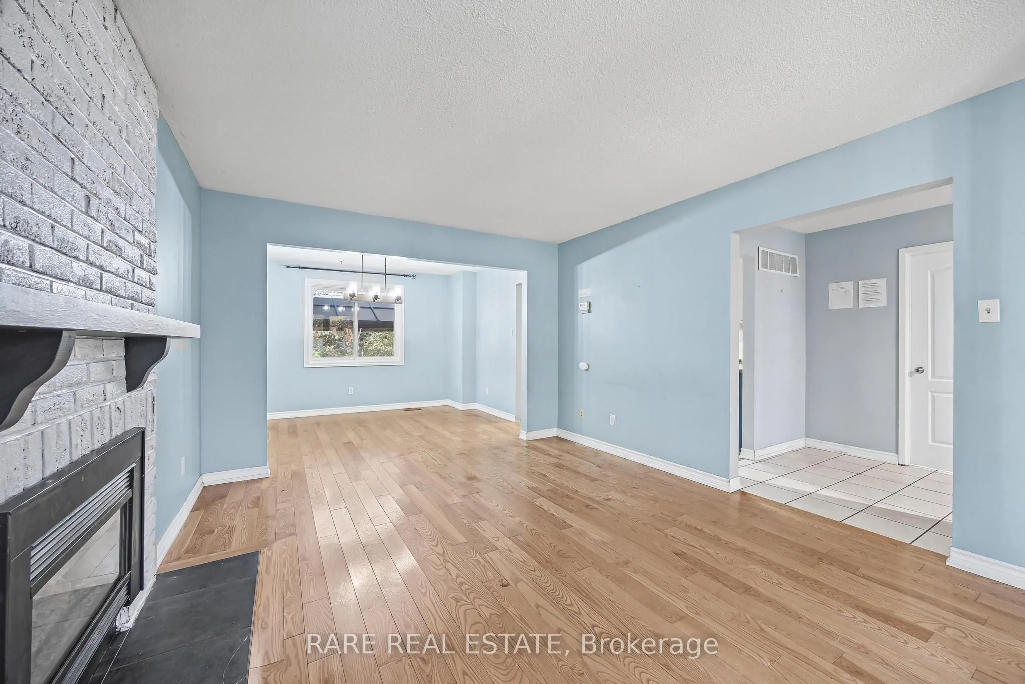 17 Glaceport Avenue