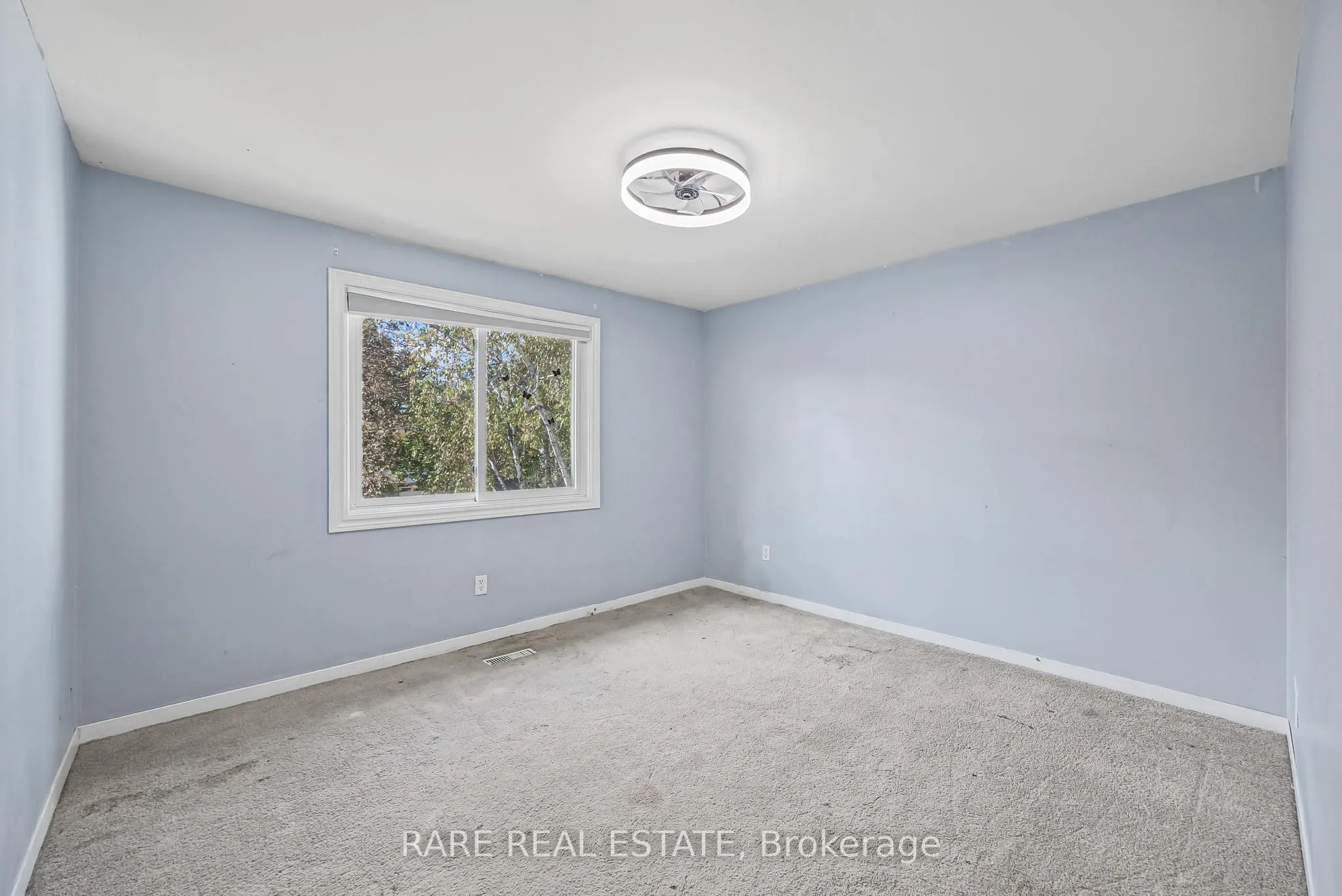 17 Glaceport Avenue
