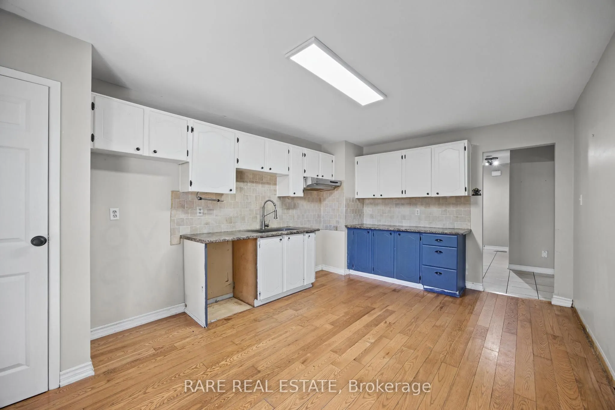 17 Glaceport Avenue