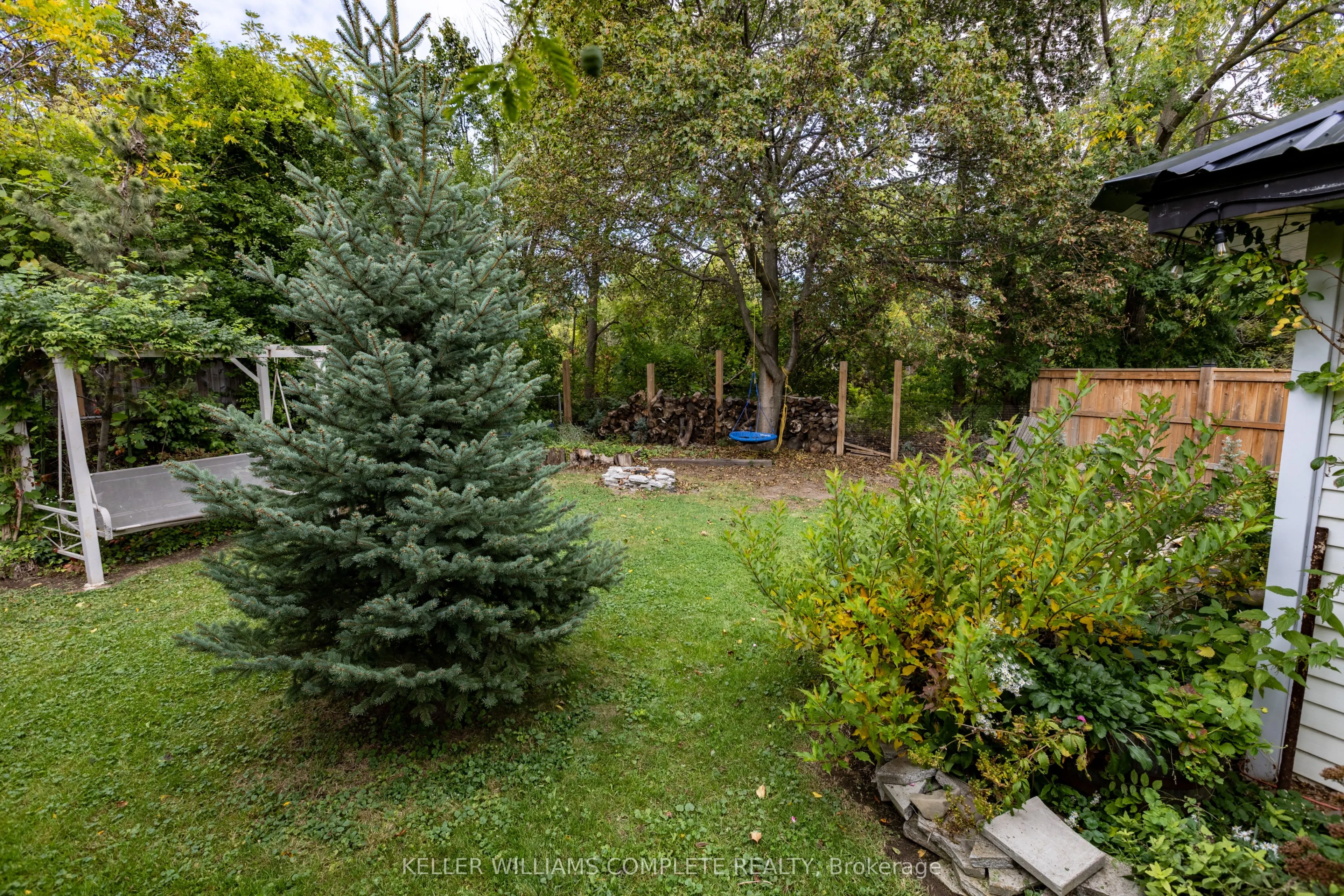 9 Glen Avenue