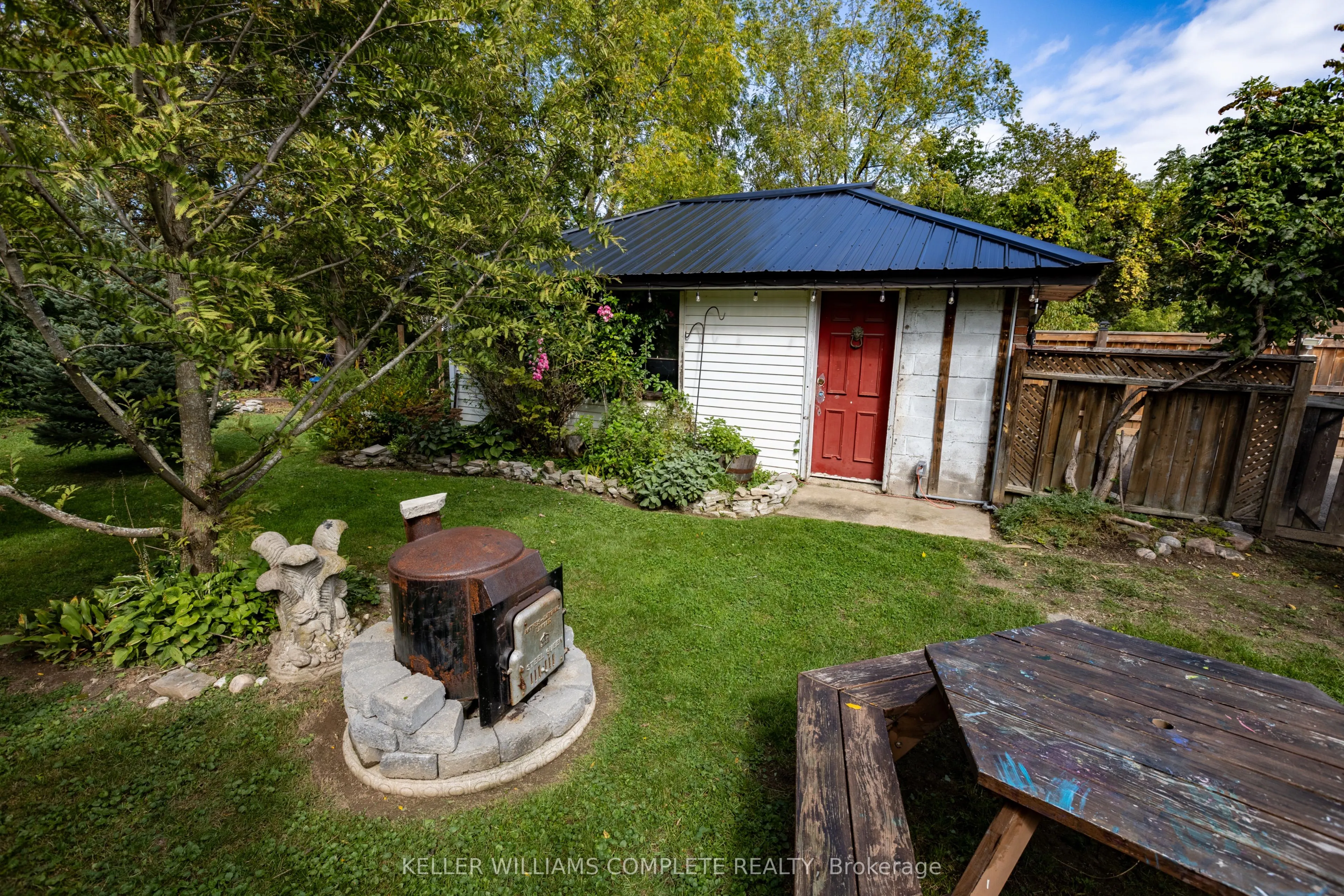 9 Glen Avenue