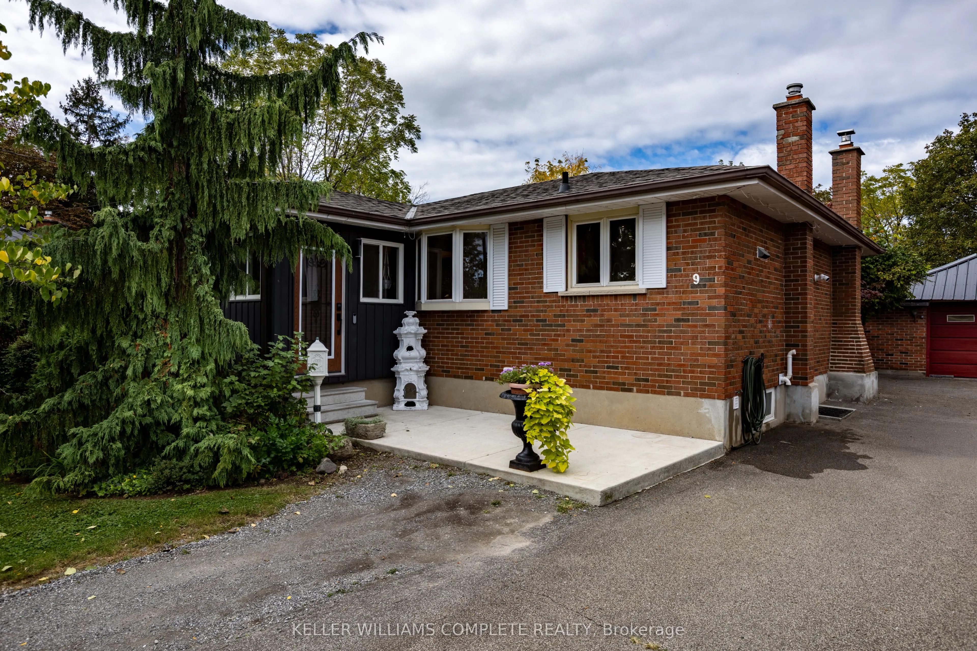 9 Glen Avenue