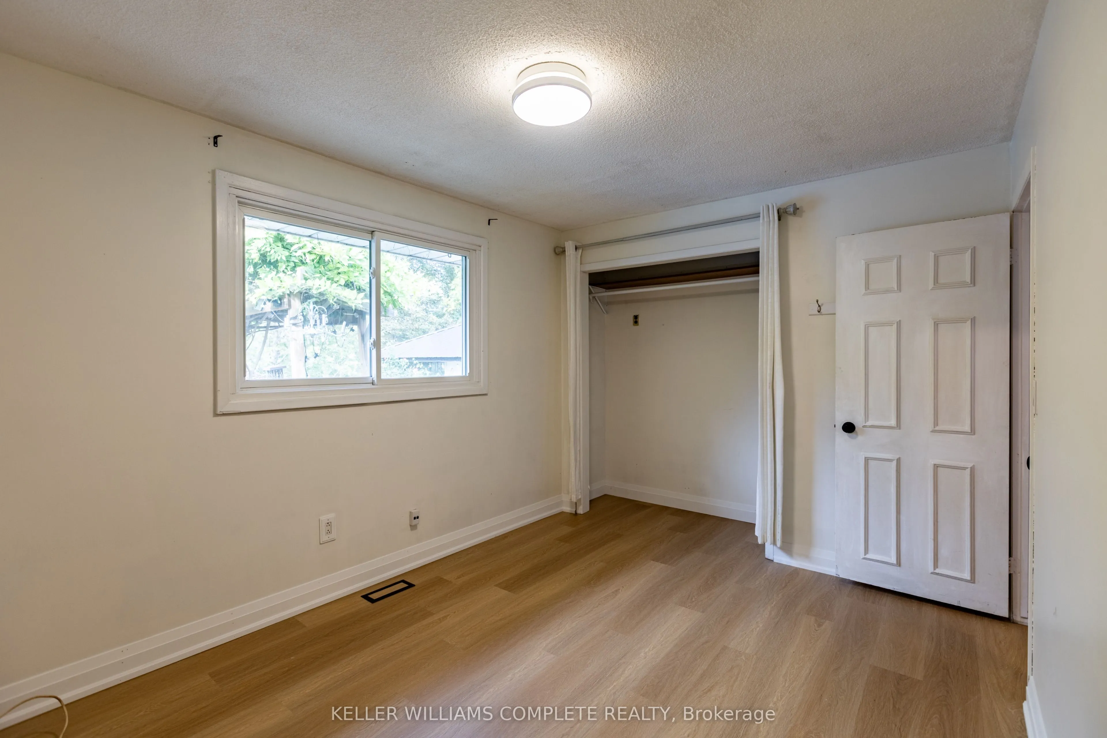 9 Glen Avenue