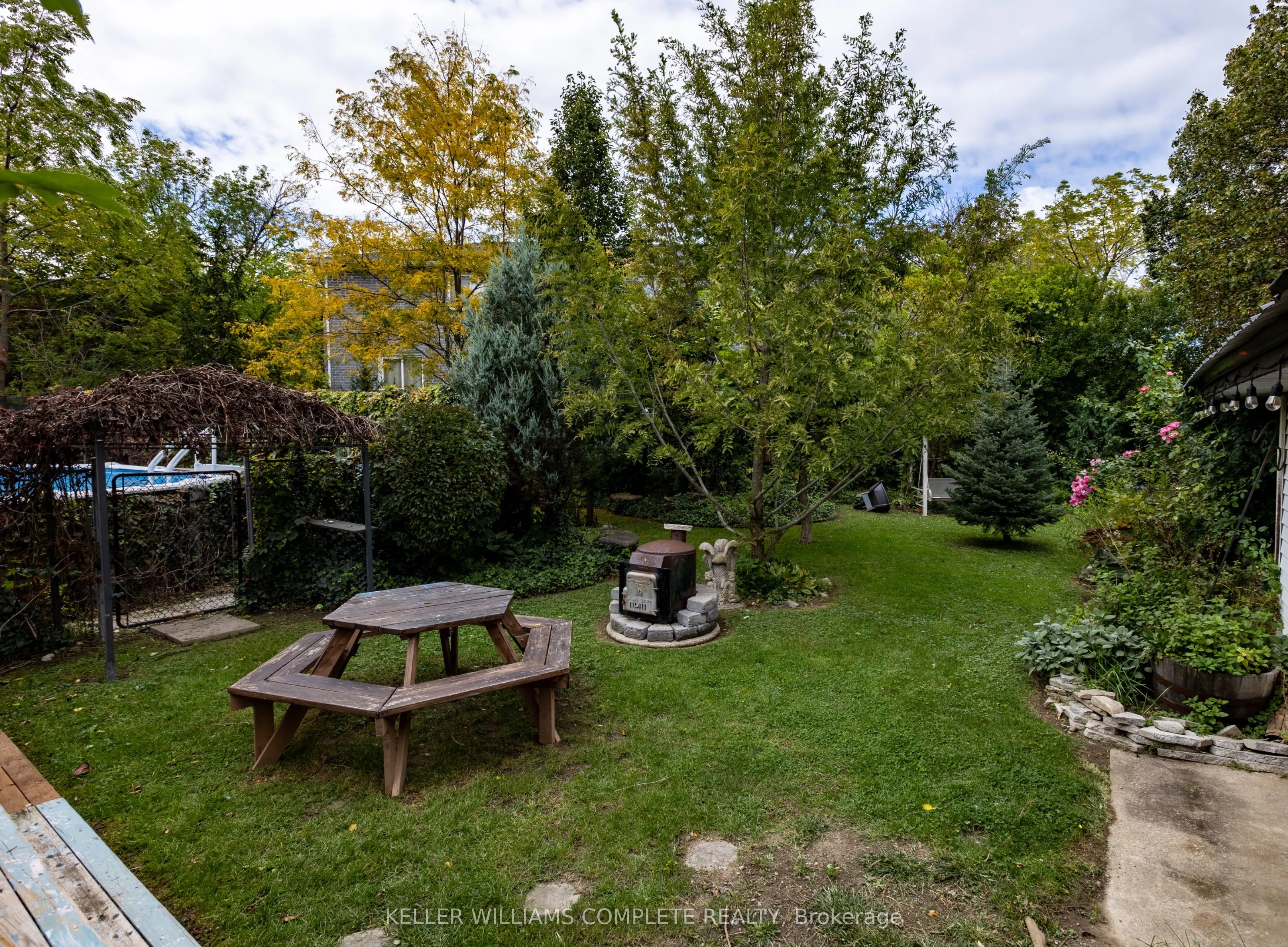 9 Glen Avenue