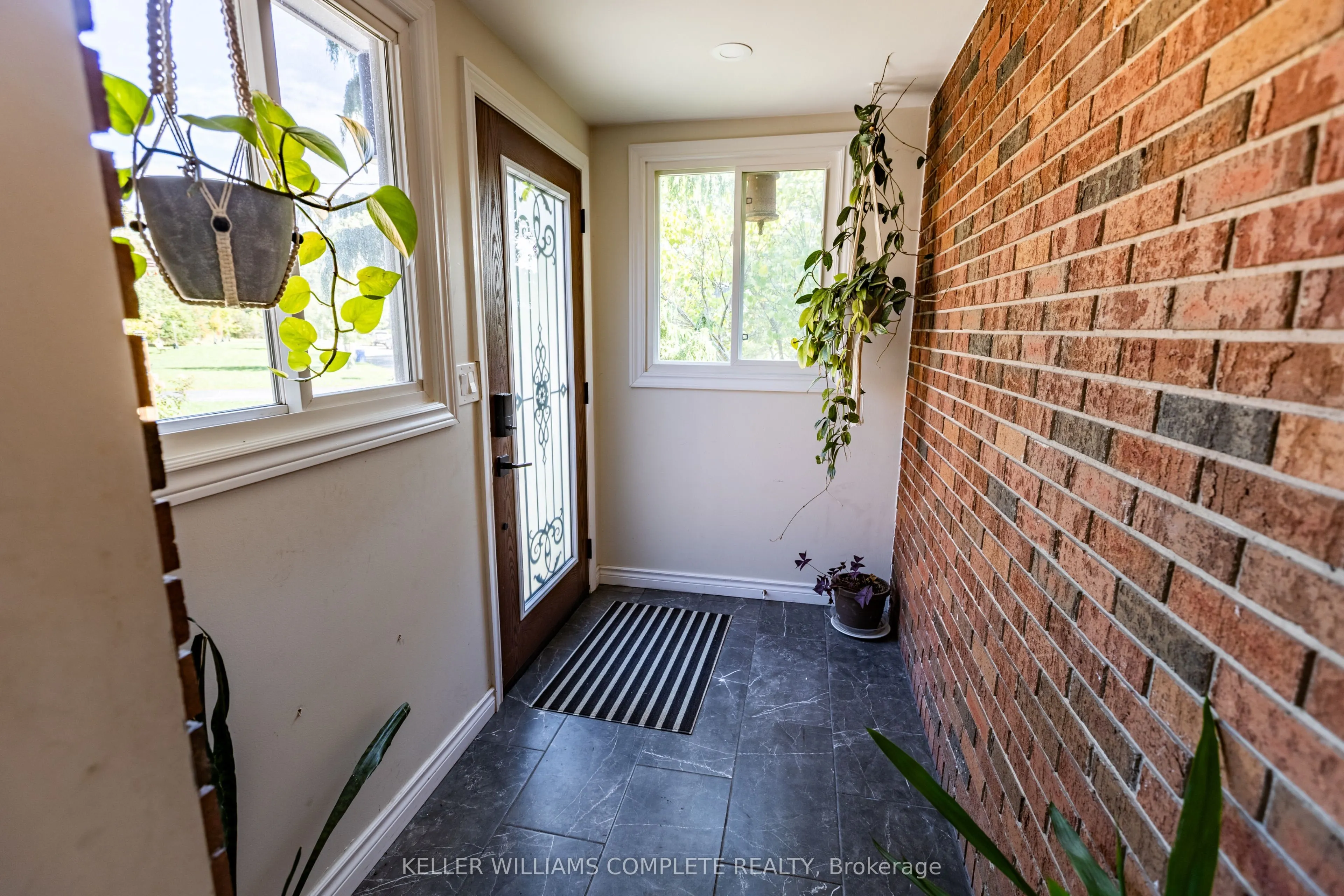 9 Glen Avenue