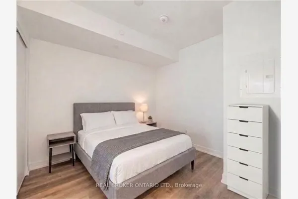 1 Jarvis Street E