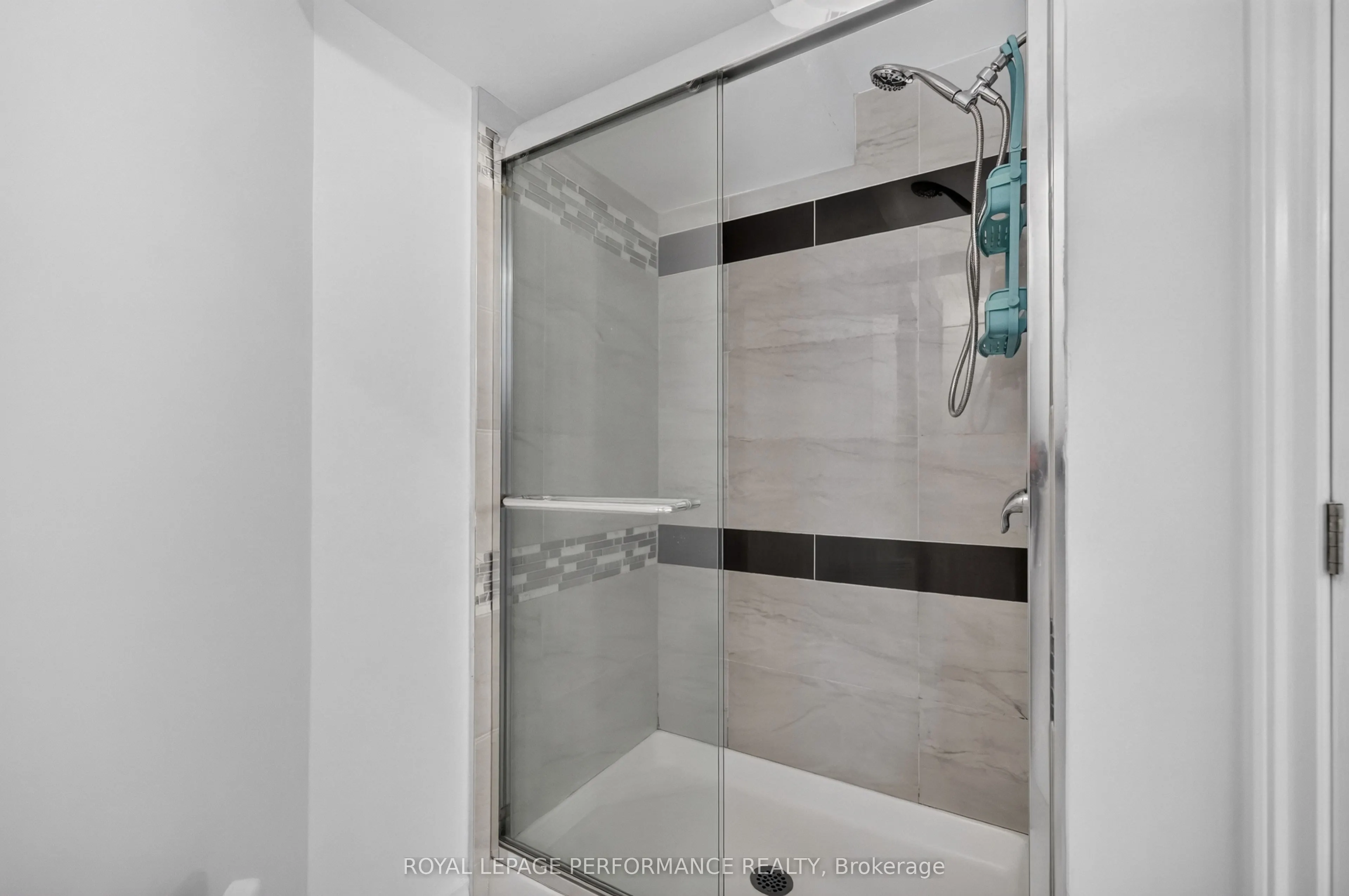 149 Topaze Crescent