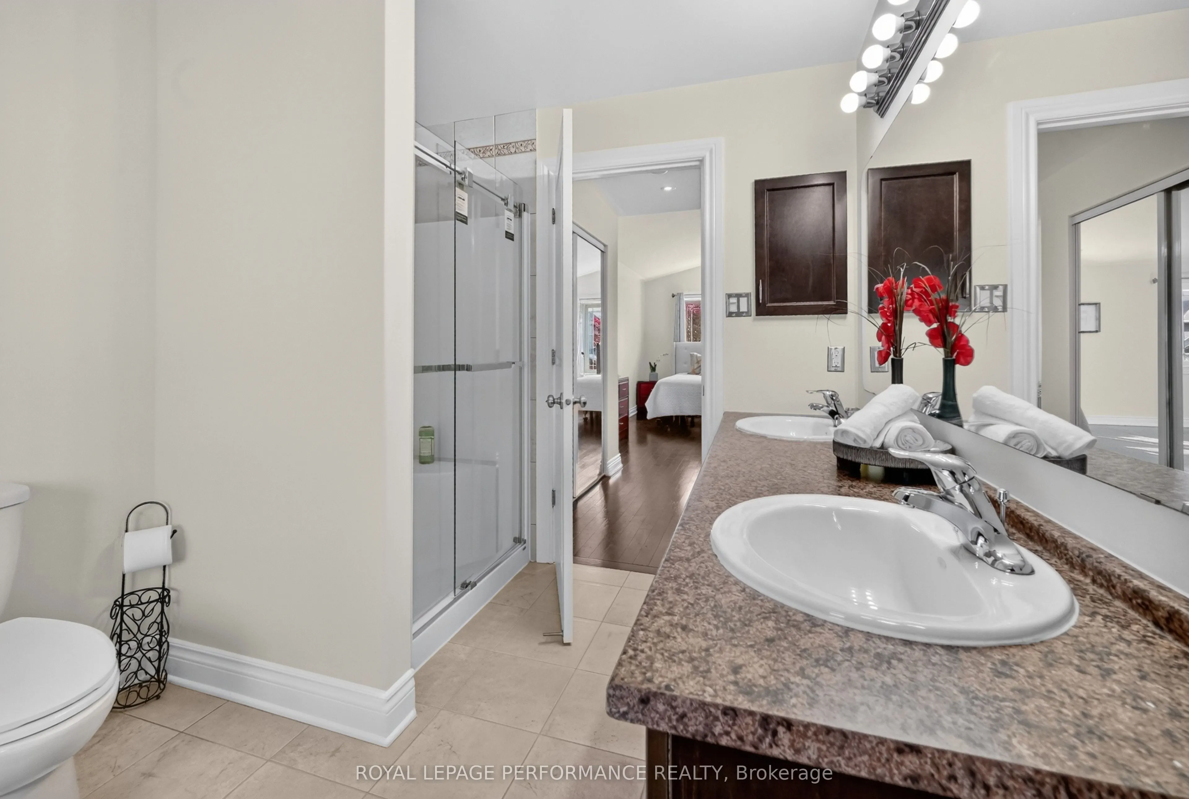 149 Topaze Crescent