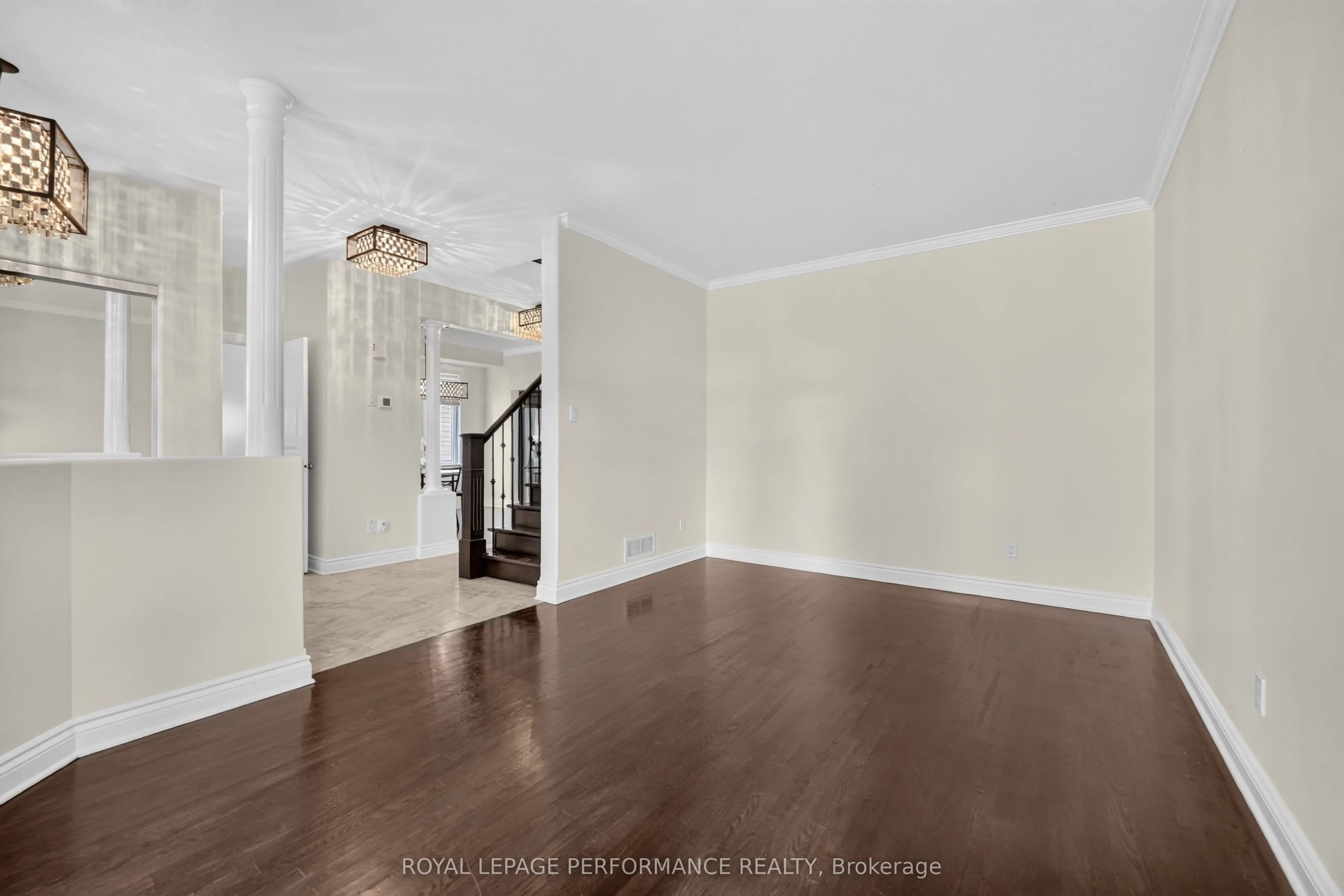 149 Topaze Crescent