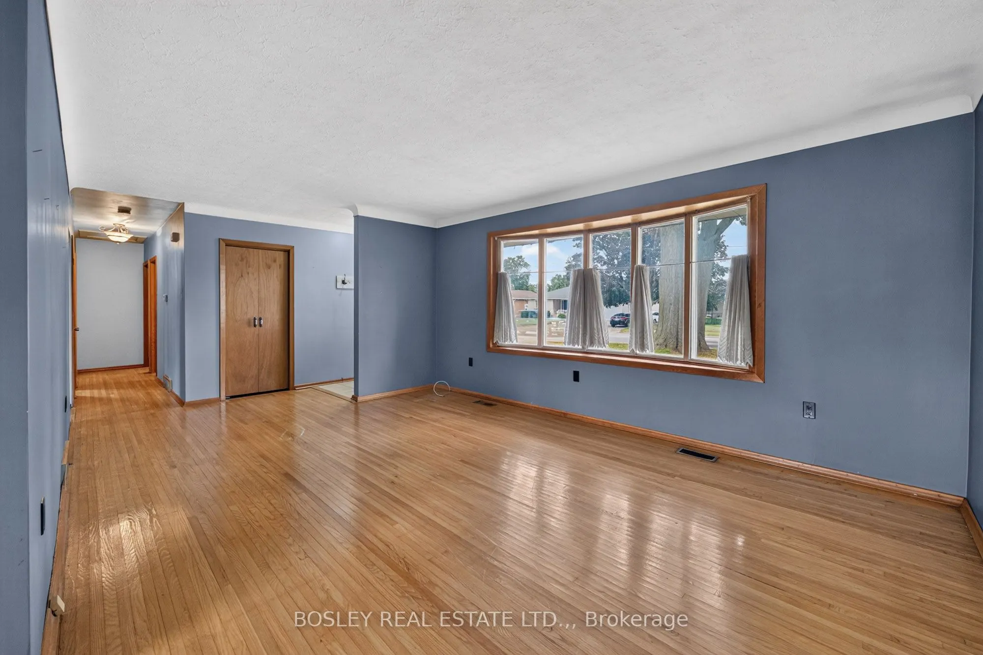 4452 Dorchester Road