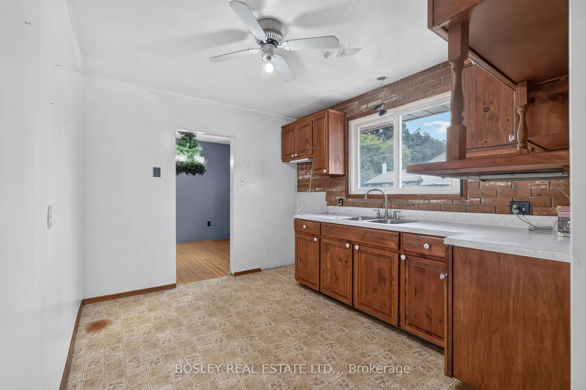 4452 Dorchester Road