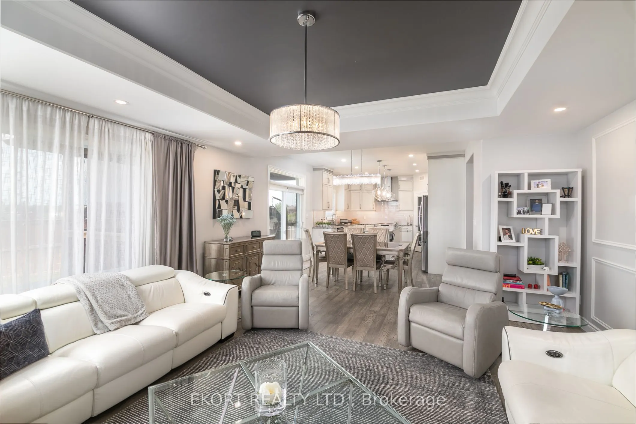 61 HAMPTON RIDGE Drive