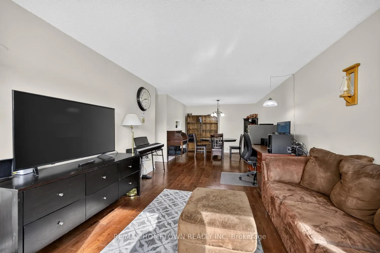 820 Laurier Boulevard #209