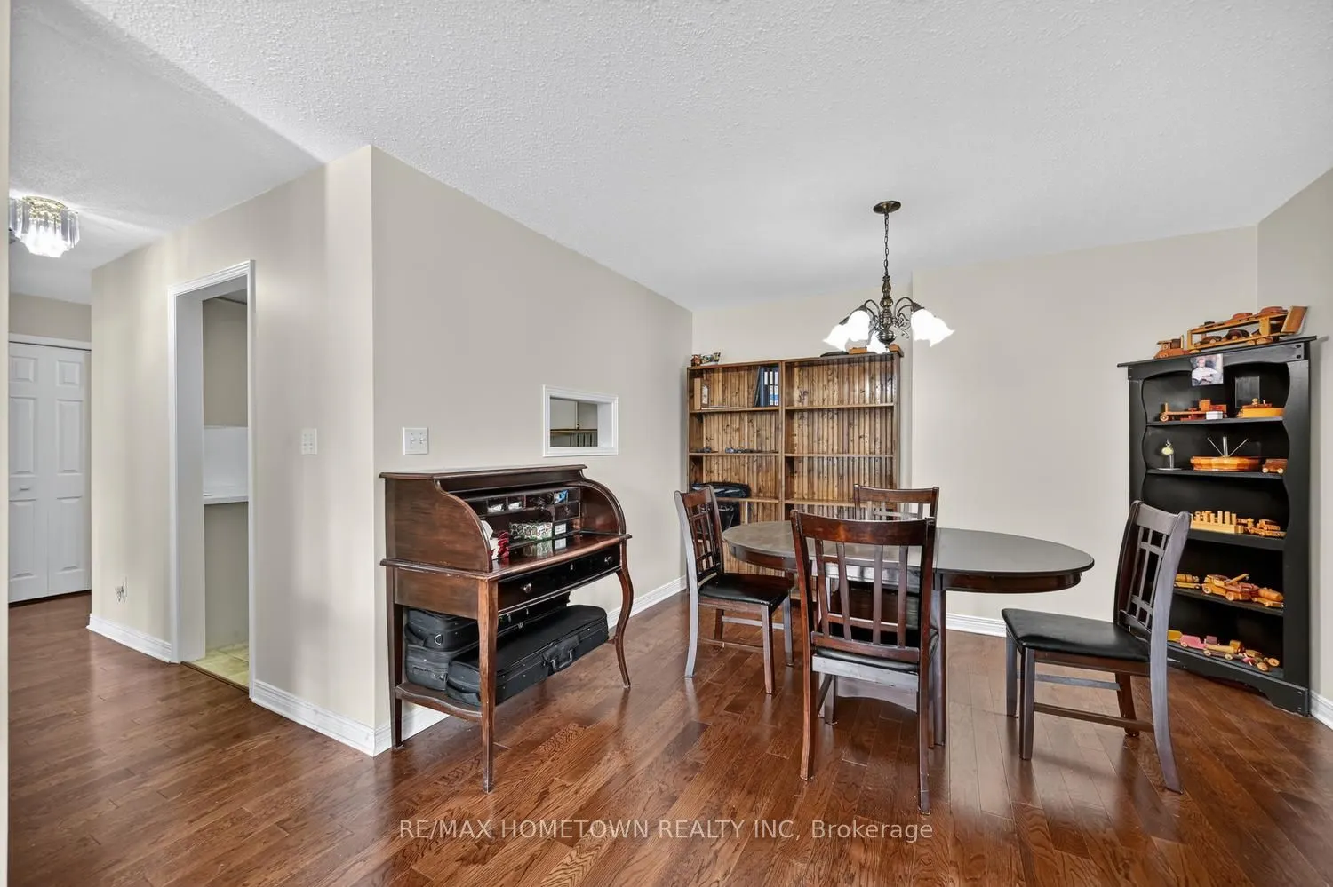 820 Laurier Boulevard #209
