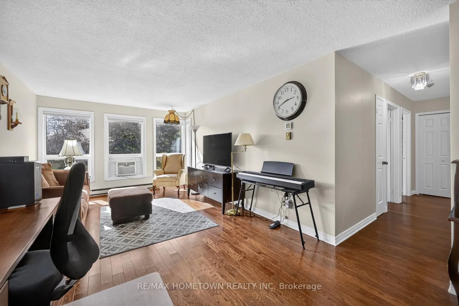 820 Laurier Boulevard #209