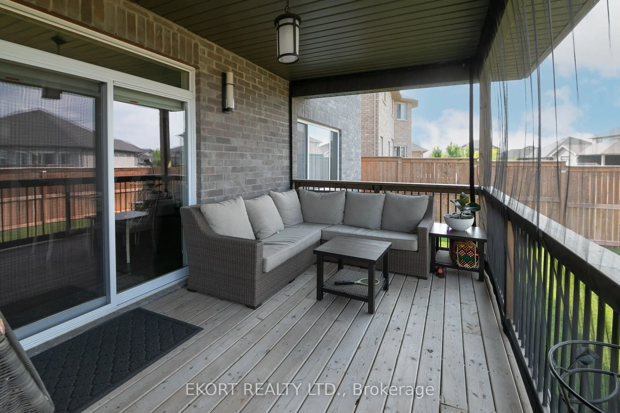 61 HAMPTON RIDGE Drive