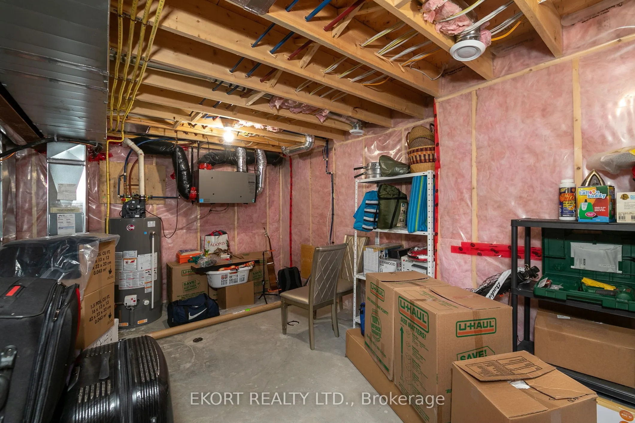 61 HAMPTON RIDGE Drive