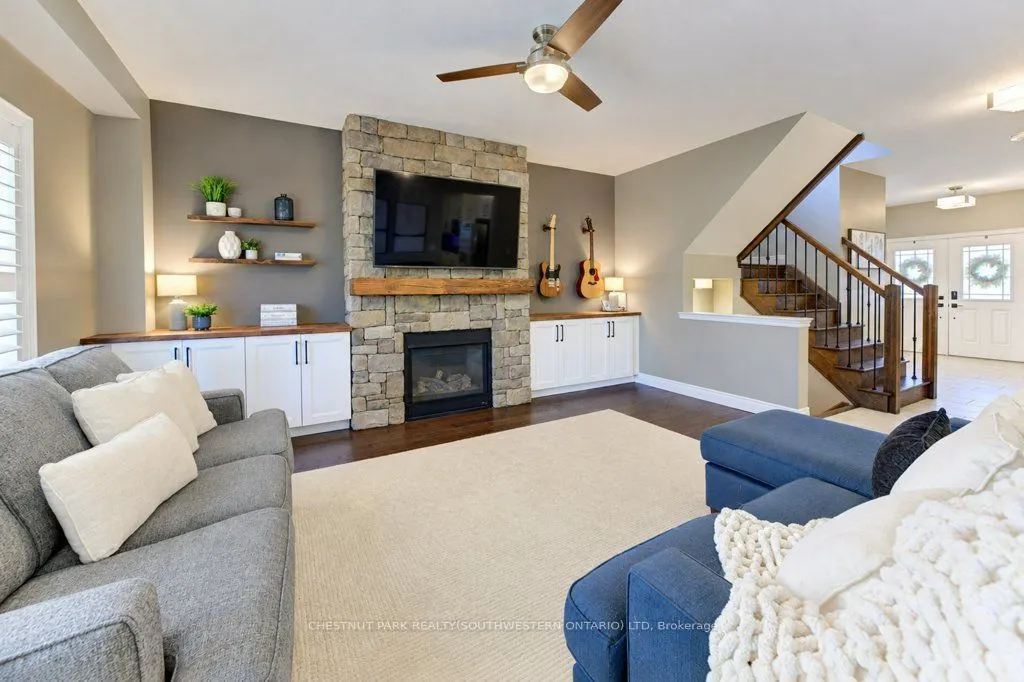 31 Elmbank Trail
