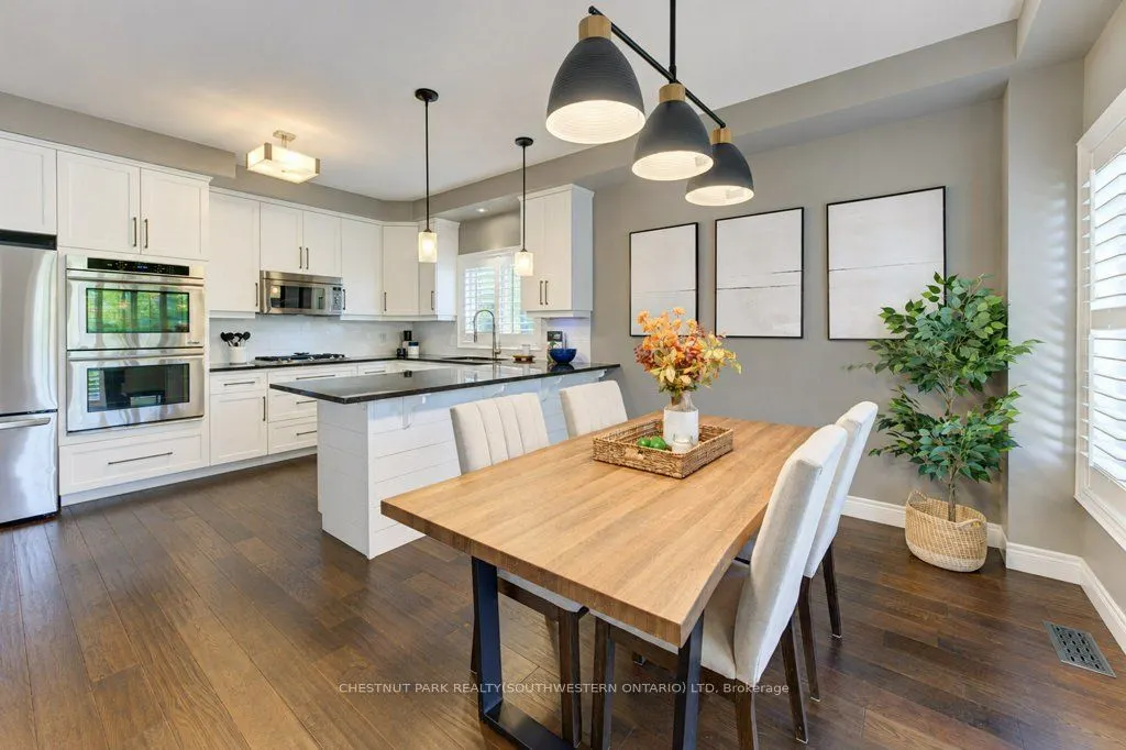 31 Elmbank Trail