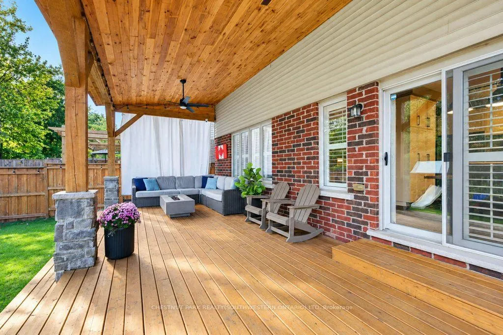 31 Elmbank Trail