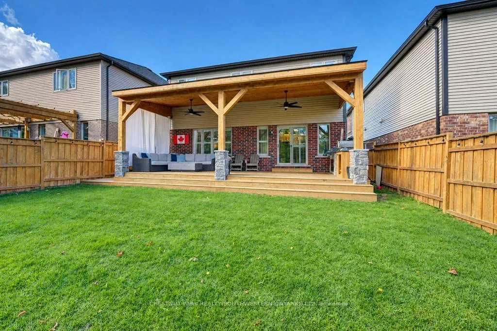 31 Elmbank Trail