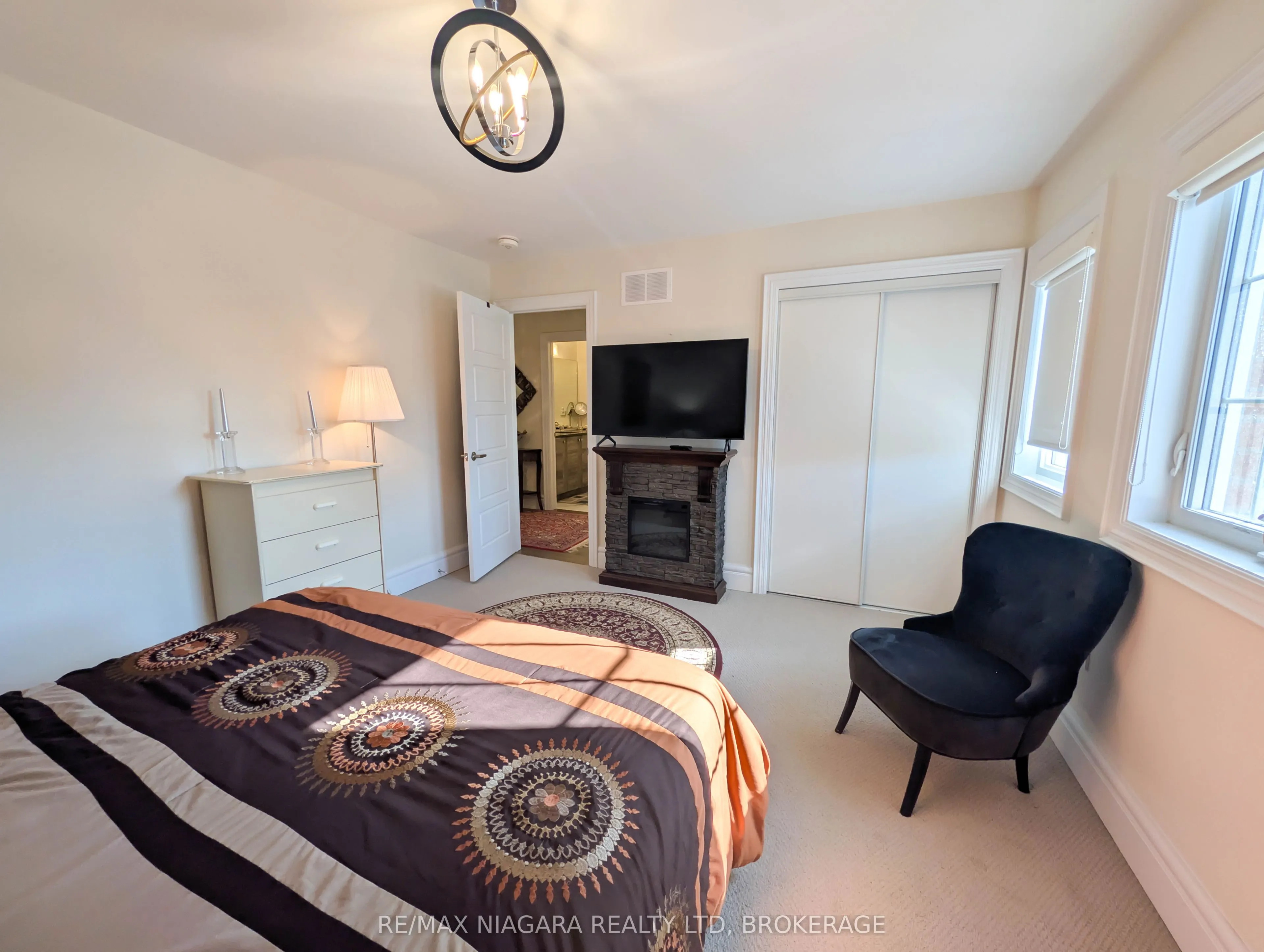 7868 Odell Crescent