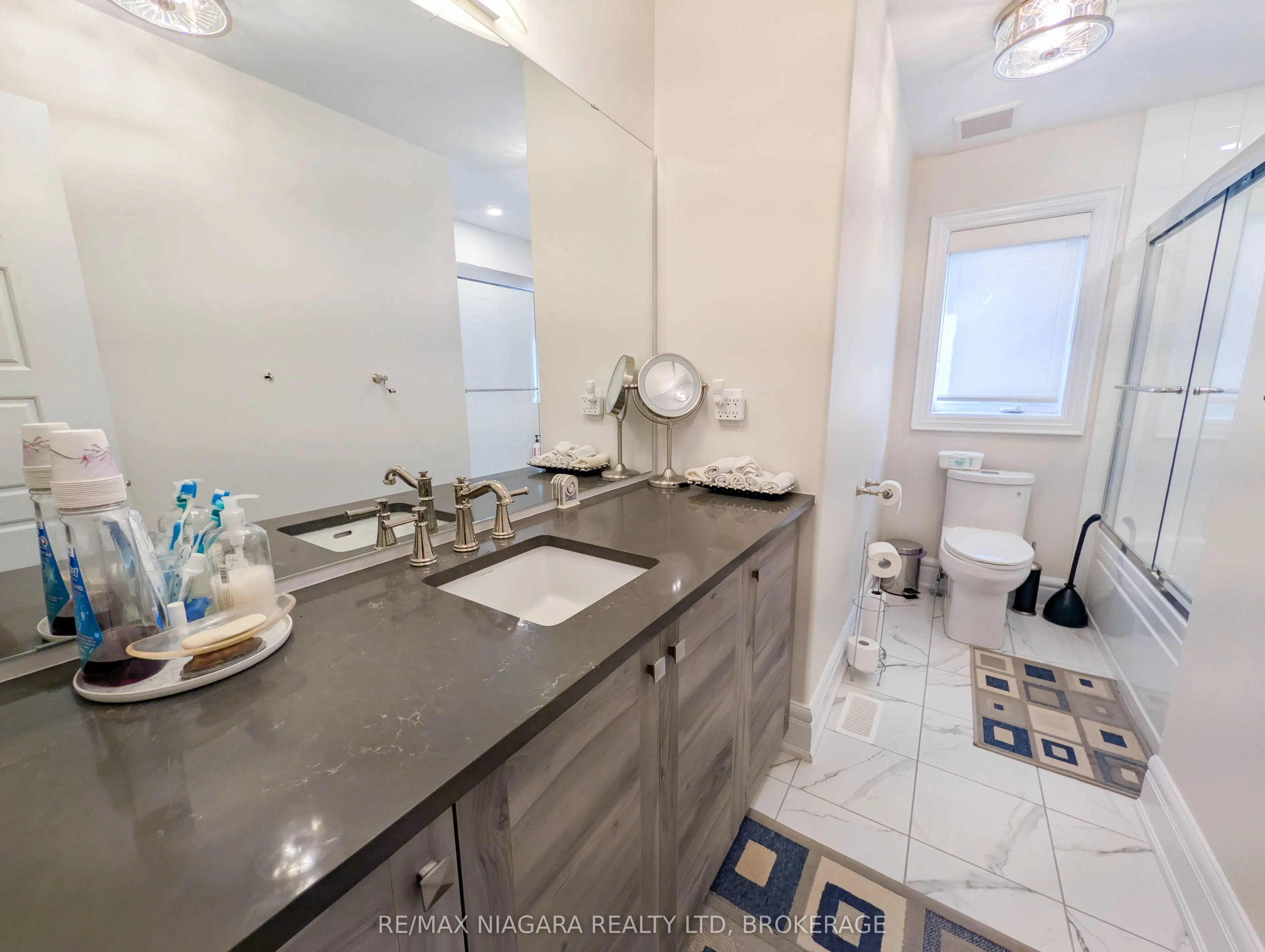 7868 Odell Crescent