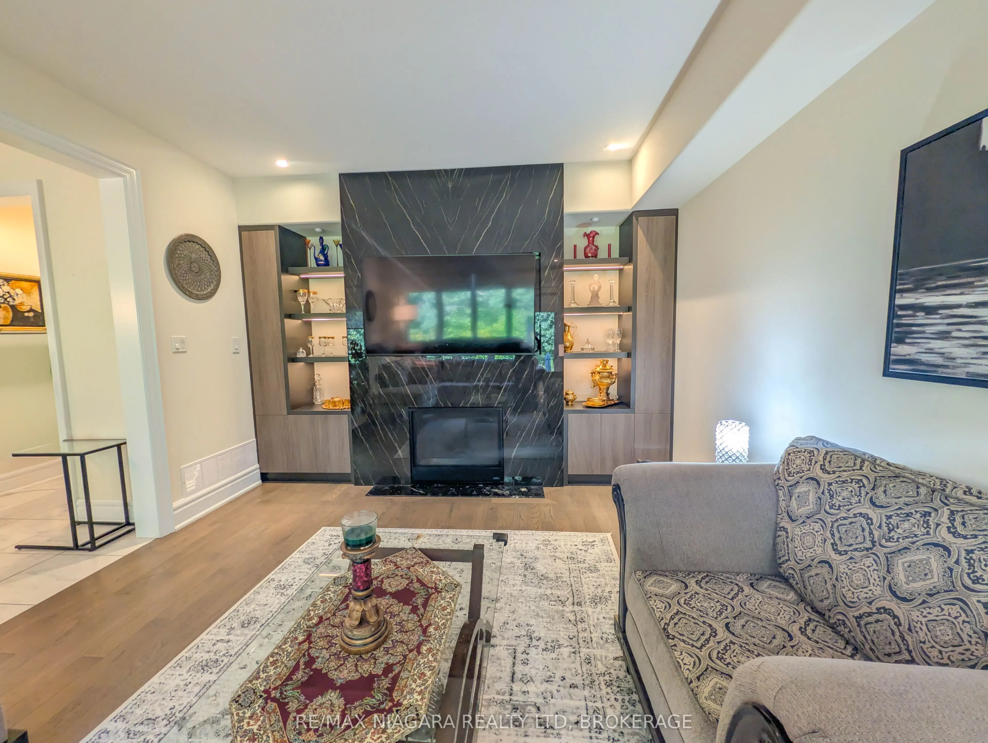 7868 Odell Crescent