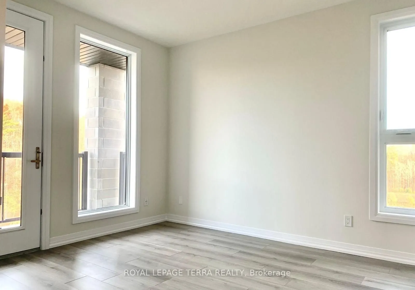 261 Woodbine Avenue #38