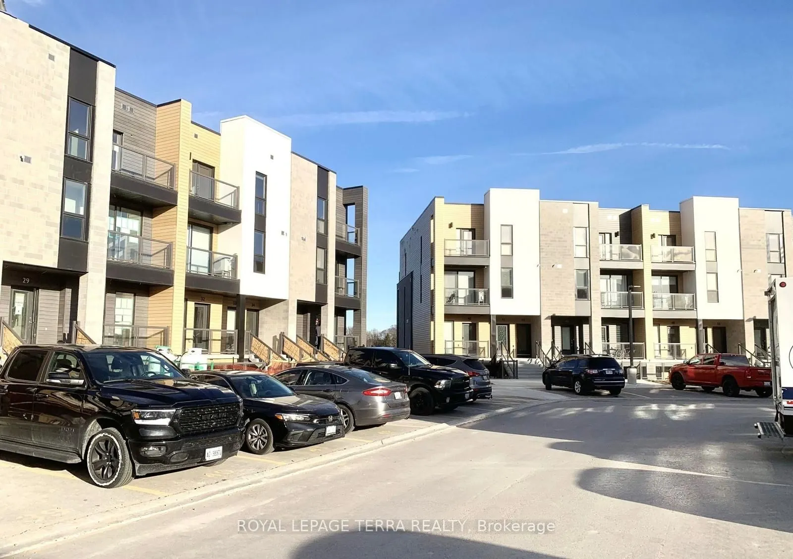 261 Woodbine Avenue #38