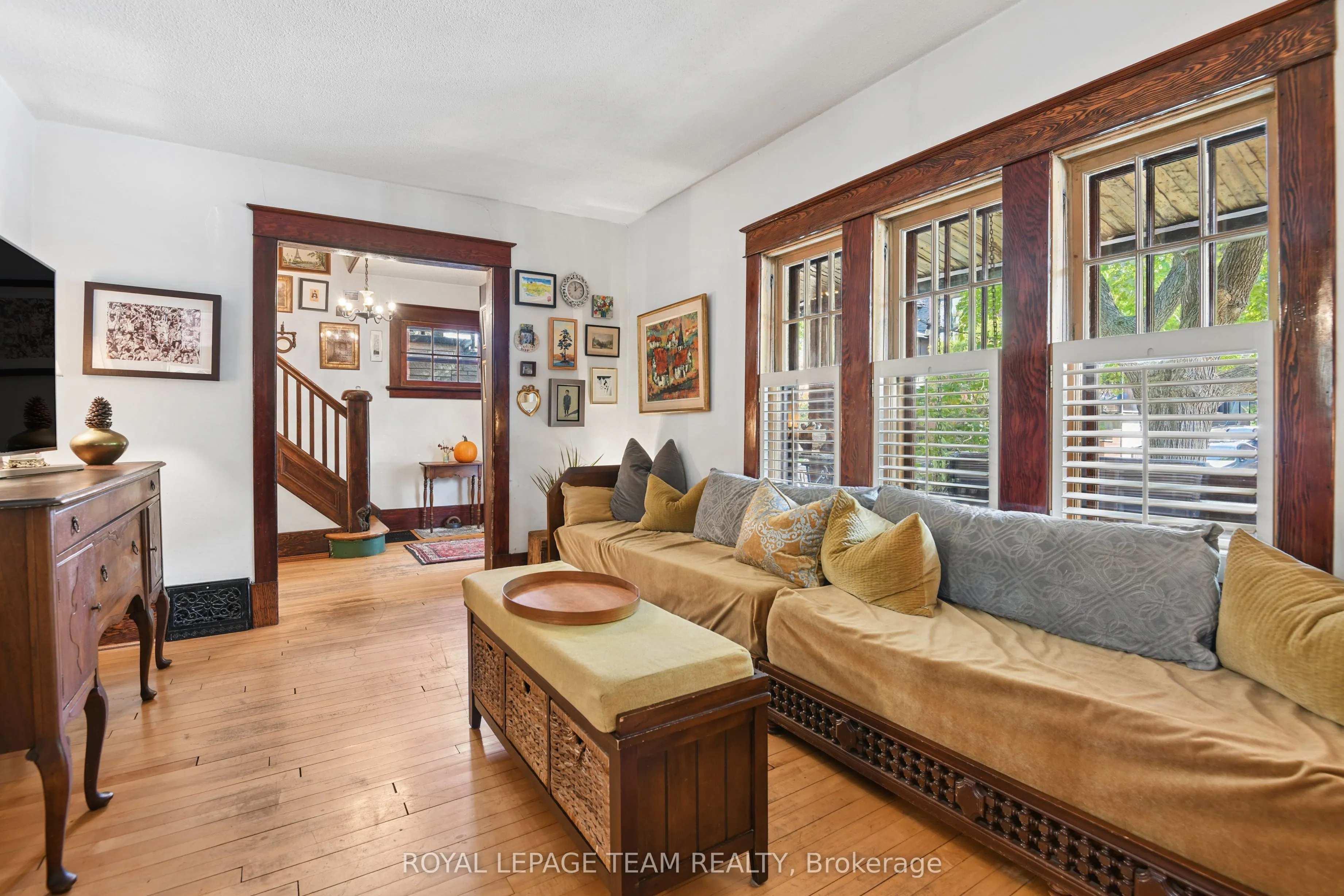 7 Thornton Avenue
