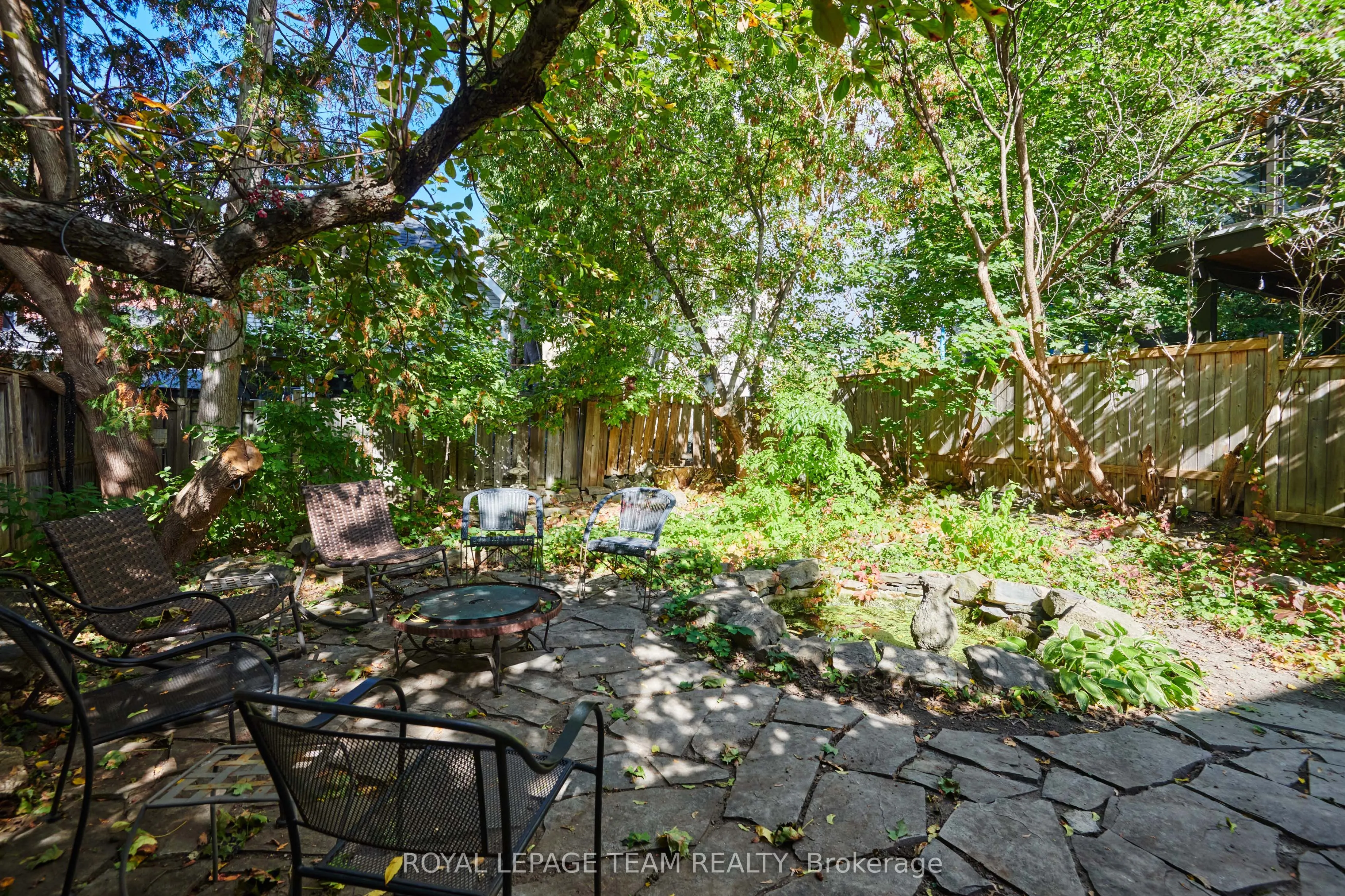 7 Thornton Avenue