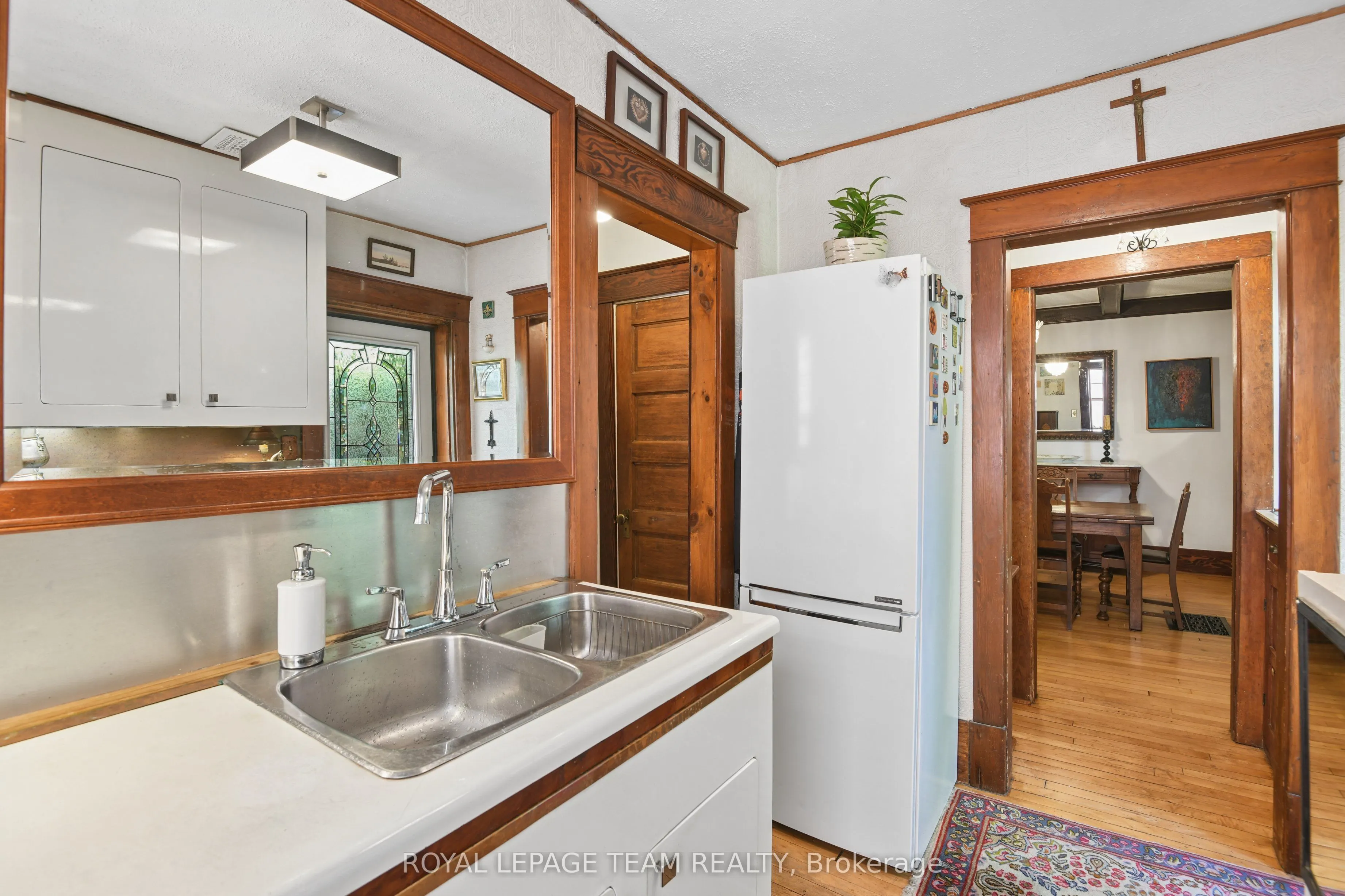 7 Thornton Avenue