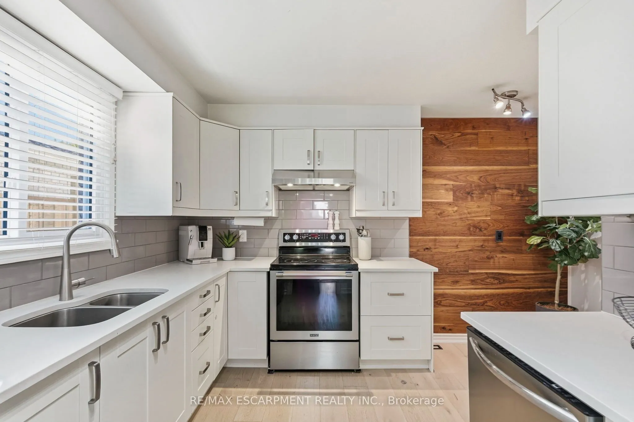 37 Bayview Drive