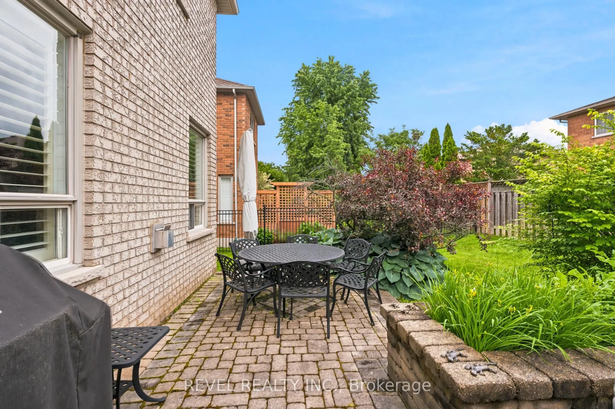 207 Valridge Drive