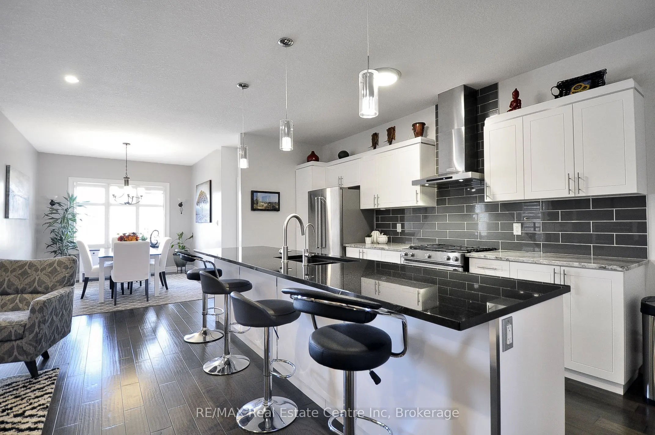 318 FAIRWAY Road
