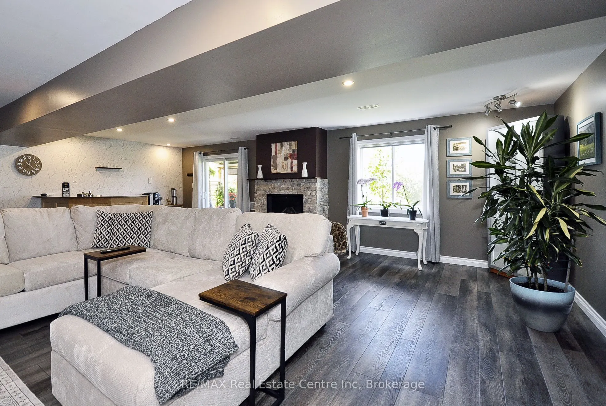 318 FAIRWAY Road