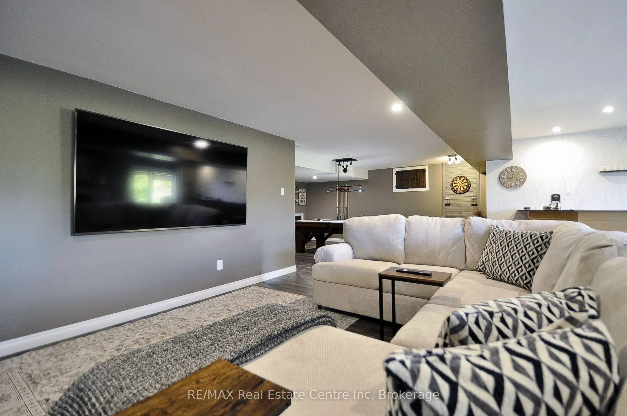 318 FAIRWAY Road